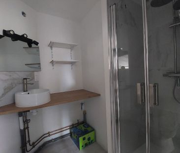 Location Appartement 1 pièce 23m² - Photo 5