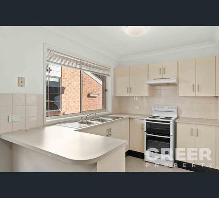 7/90 Queen Street, Warners Bay, NSW 2282 - Photo 5
