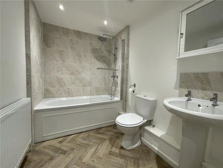 2 bedroom terraced house to rent - Photo 5
