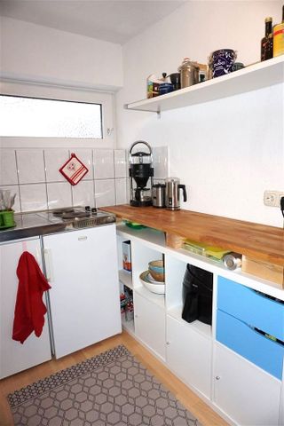 Super Uni-Lage! Apartment mit Pantryküche, Terrasse und Weitblick - Photo 5