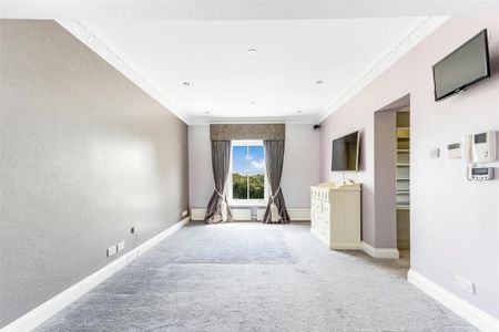 4 bedroom detached house to rent - Photo 4