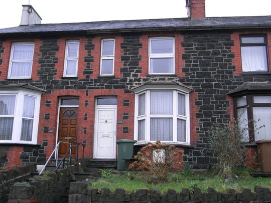 Caernarfon Road, Bangor, Gwynedd, LL57 - Photo 1