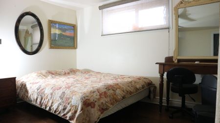 For Lease - 11 Bankfield Drive Unit# B2, Toronto, Ontario - Photo 2