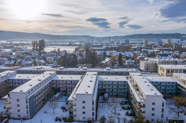 "Grosszügige Wohnung in Bahnhofsnähe" - Photo 1