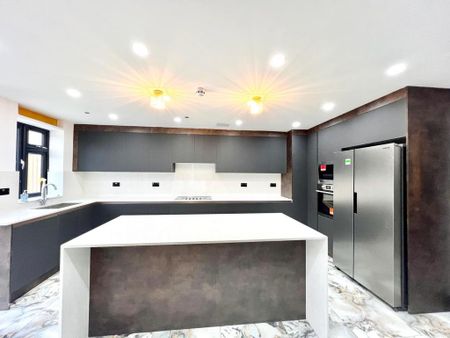 6 bedroom semi-detached house to rent - Photo 4