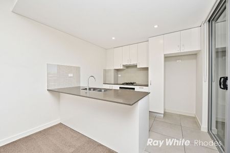 Premium One-Bedroom Apartment in the Heart of Canterbury - Photo 3