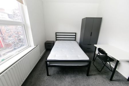 Welton Place, Hyde Park, Leeds - Photo 5