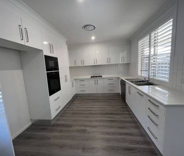 MODERN TWO BEDROOM VILLA - Photo 3