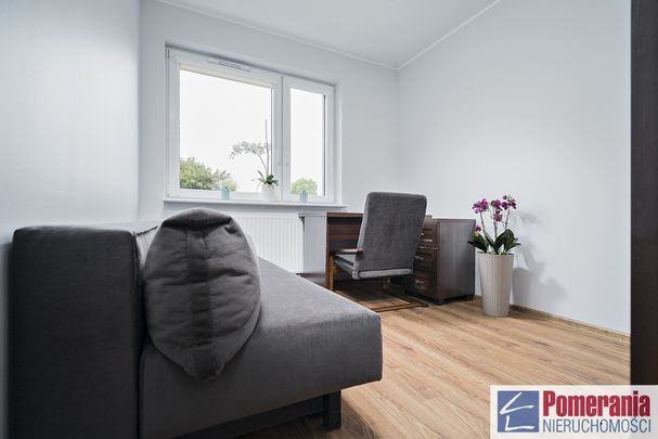 Niebuszewo, ul. Majora Władysława Raginisa - Zdjęcie 1