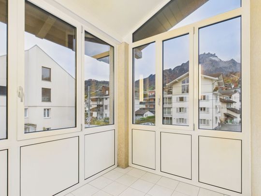 Traumhafte Attikawohnung mit See- und Bergblick in Hergiswil NW - Photo 1