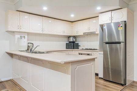 Spacious & Private - Photo 2