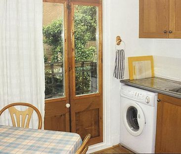 House share to rent - Photo 2