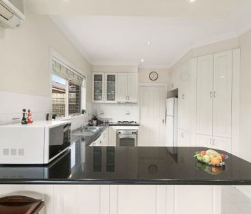 2/43 Albert Street, Mount Waverley - Photo 6