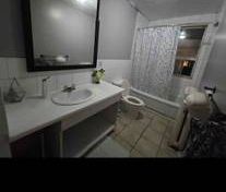 1room 1bath - Photo 2