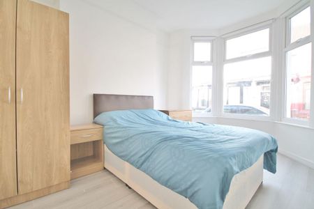 Malden Rd, Kensington. - Photo 3