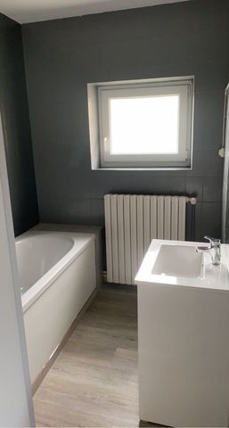 Location Appartement 3 pièces 75m² JOEUF 54240 - Photo 5