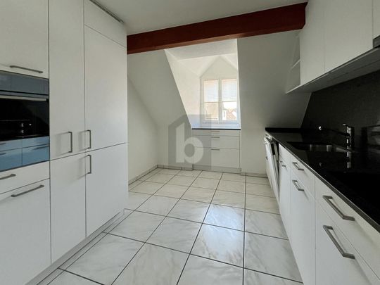 PRICE HIT! FRESHLY RENOVATED - IDEAL FOR COUPLES - Photo 1