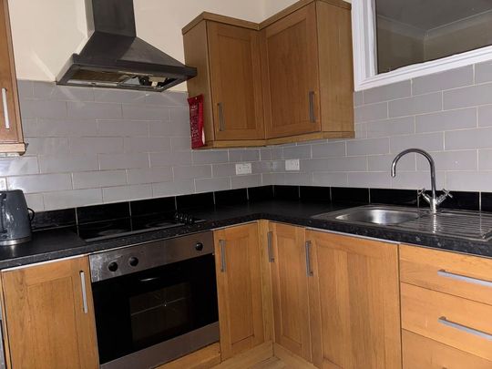 1 bedroom flat to rent - Photo 1