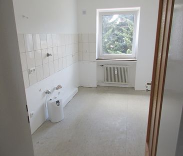 Nähe Waldsee & Zentrum: Renovierte + gepflegte 3-Zi.-Wohnung hell, großzügig & mit Balkon - Foto 1