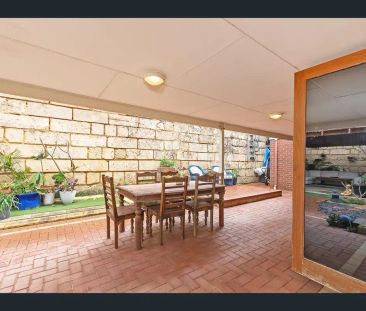 “Spacious Family Home in Sought-After Kinross” - Photo 6