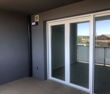 Location Appartement 2 pièces 42m² BEZIERS 34500 - Photo 4