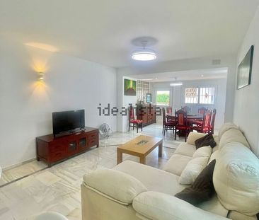 Alquiler de chalet adosado en Cerros del Águila - Photo 3