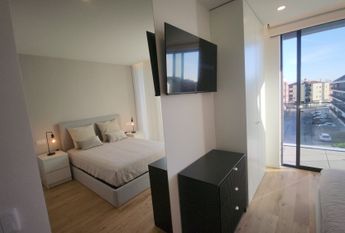 Apartamento T1 - mobilado e equipado - numa das zonas mais privilegiadas da cidade de Aveiro