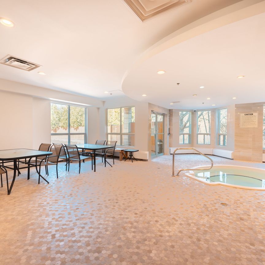 For Lease - 8 Maison Parc Court Unit# 505, Vaughan, Ontario - Photo 1