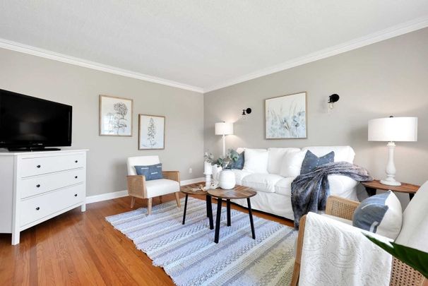 For Lease - 213 Conant Street Unit# Main Floor, Oshawa, Ontario - Photo 1