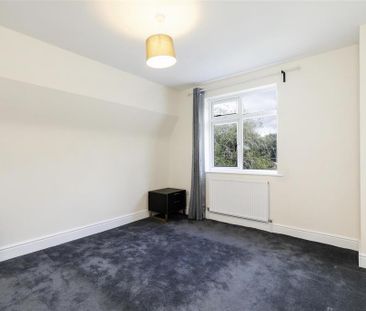 5 bedroom terraced house to rent - Photo 4