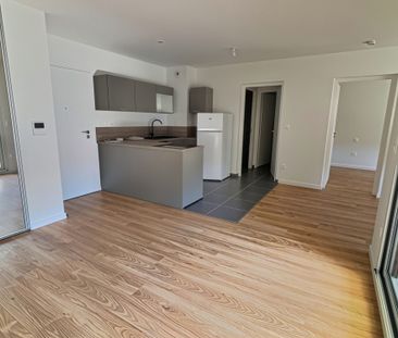 Location Appartement 2 pièces 48m² CHAMALIERES 63400 - Photo 2