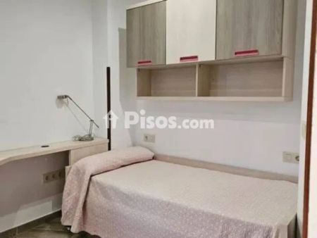 Piso en alquiler en Calle de Luciano Castañón - Photo 4