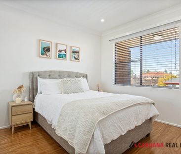 2 Bedroom Spacious Apartment with Bayside Lifestyle - Photo 1