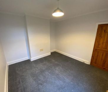 3 bedroom detached house to rent - Photo 3