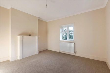 2 bedroom semi-detached house to rent - Photo 3