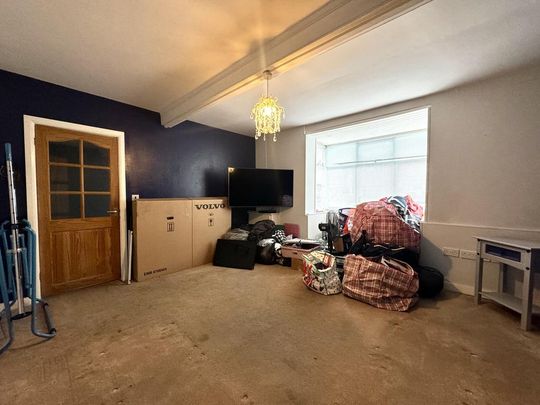 3 bedroom end of terrace house to rent - Photo 1