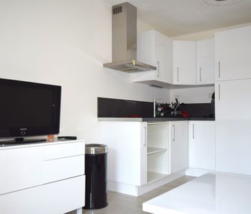 Appartement Studio T1 rénové - SIX-FOURS-LES-PLAGES, secteur Coudou... - Photo 6