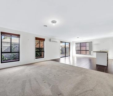 Point Cook - Photo 1