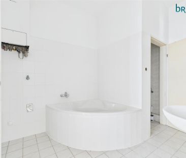 SCHÖNE 2 ZIMMER WOHNUNG - NÄHE FRIEDENSBRÜCKE - 3. Stock ohne Lift - Photo 6