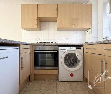 1 bedroom terraced house to rent - Photo 5