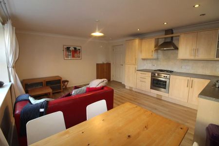 2 bedroom apartment to rent - Photo 2