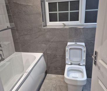 2 bedroom ground floor flat to rent - Photo 1