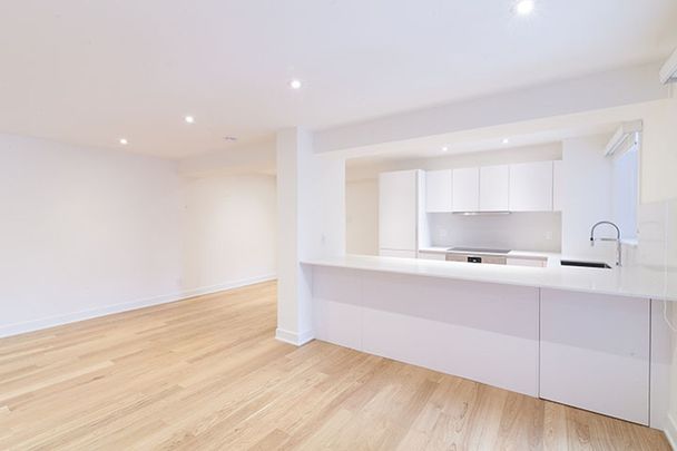 3421 Rue Drummond - Photo 1
