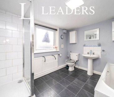 1 bedroom in a house share to rent - Photo 5