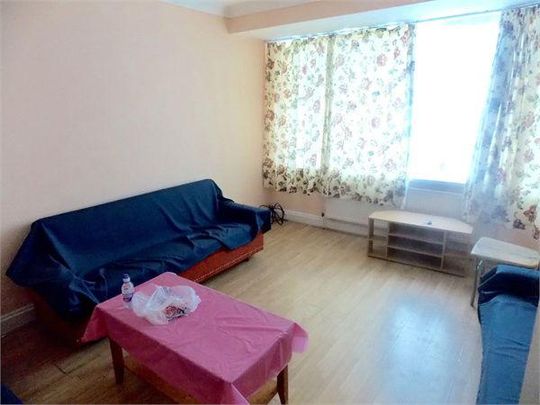 5 bedroom semi-detached house to rent - Photo 1