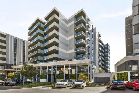 “Convenient Living” - Photo 2