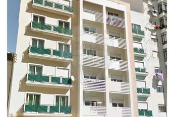 Apartamento T3 em Lisboa