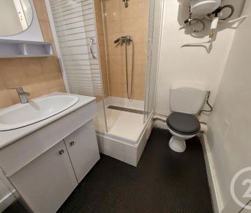 Location Appartement 2 pièces 35m² BRIVE LA GAILLARDE 19100 - Photo 5