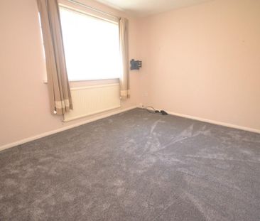 3 bedroom House To Let - Photo 5