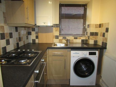 Flat to rent on - Photo 5